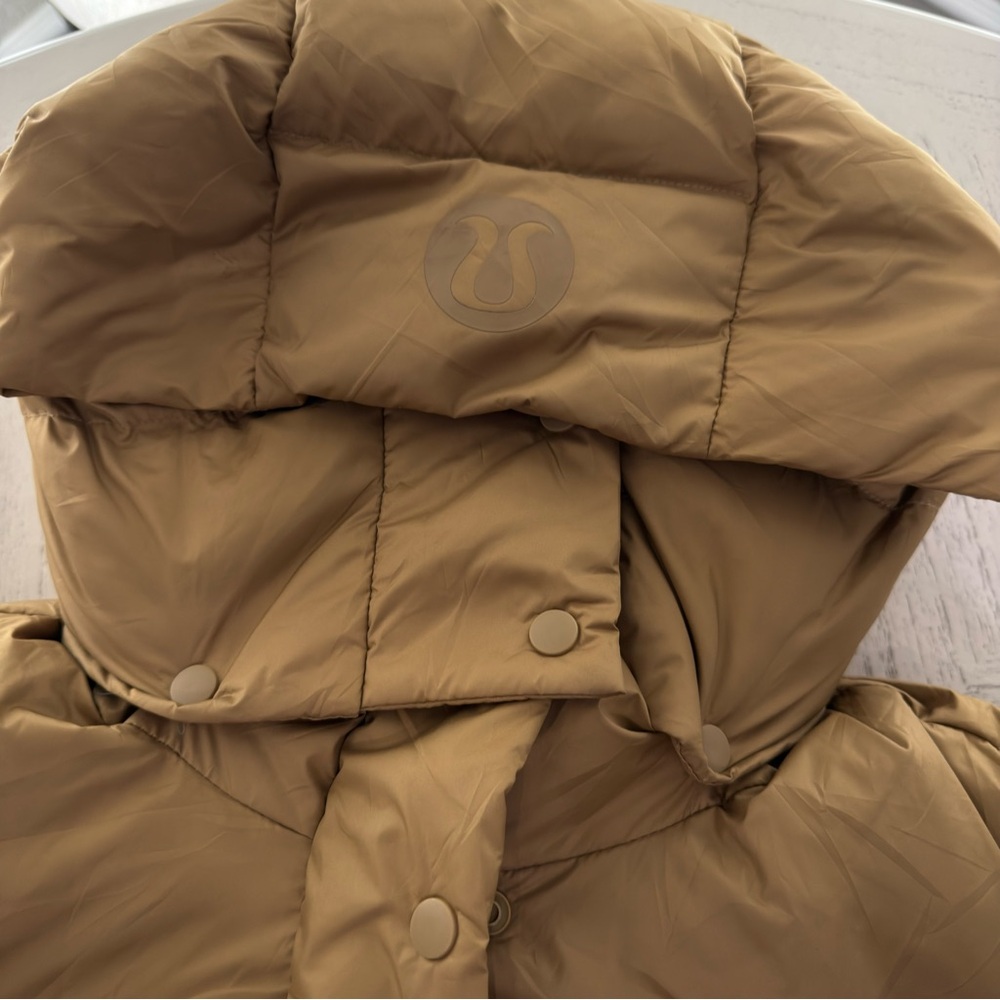 Lululemon Wunder Puff Jacket Size 10 Bold Beige - Picture 2 of 15
